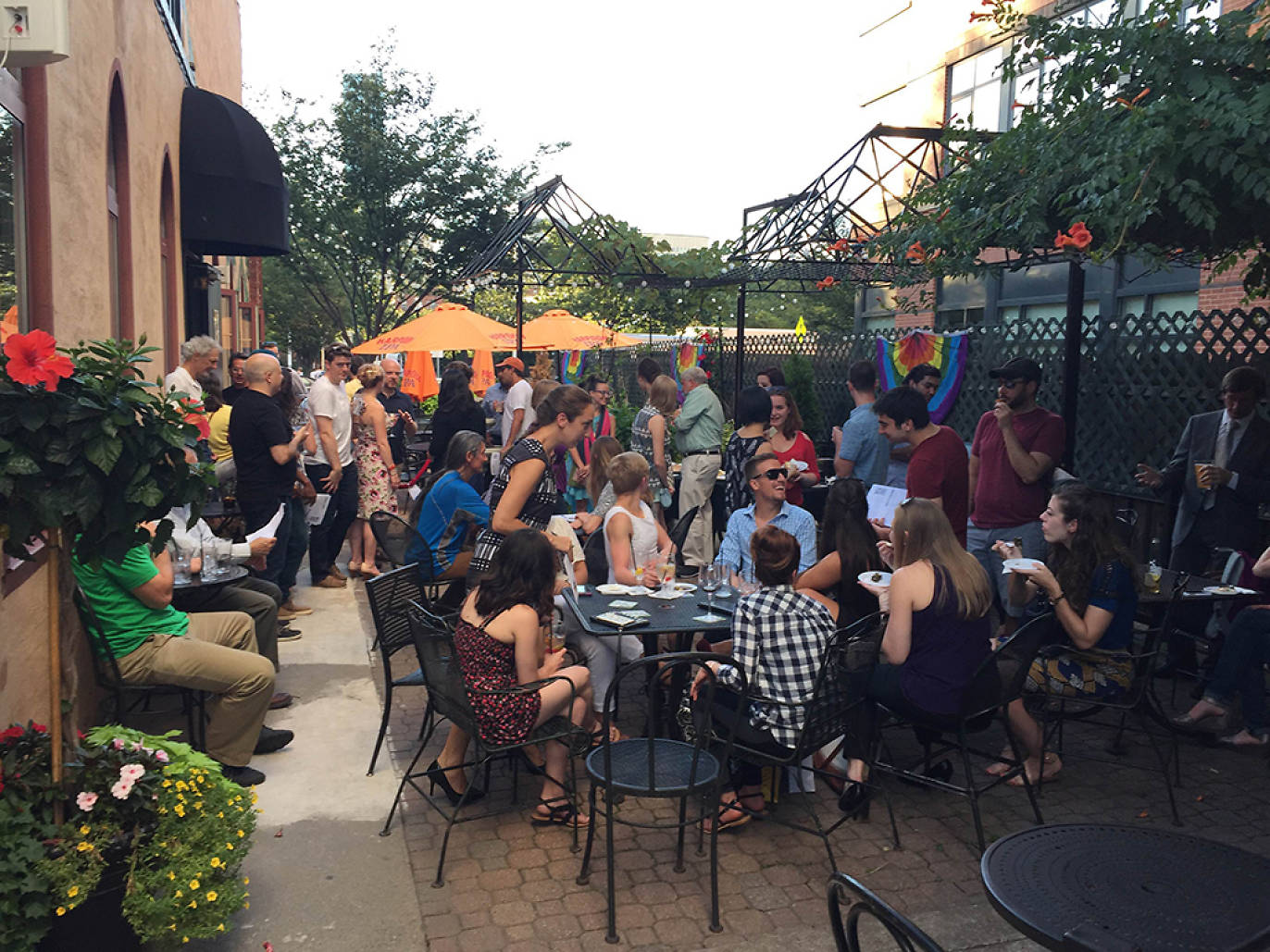 pittsburgh gay bars clubs and organizations