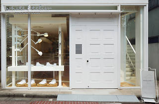 White Atelier By Converse Shopping In Harajuku Tokyo