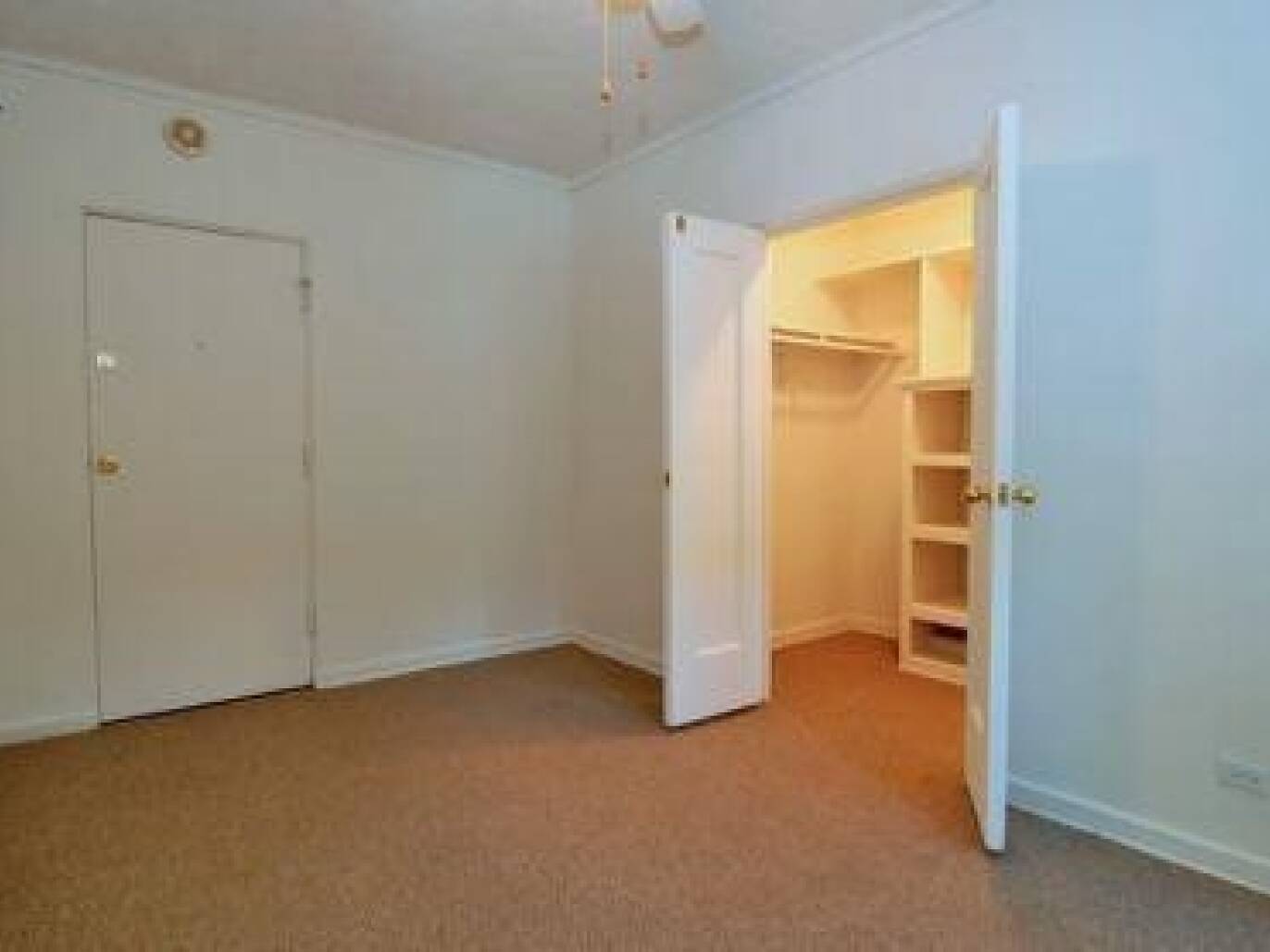 5 awesome sunny apartments in Andersonville