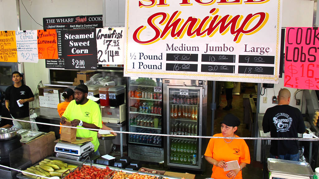 Captain White Seafood City Restaurants in Main Avenue Waterfront