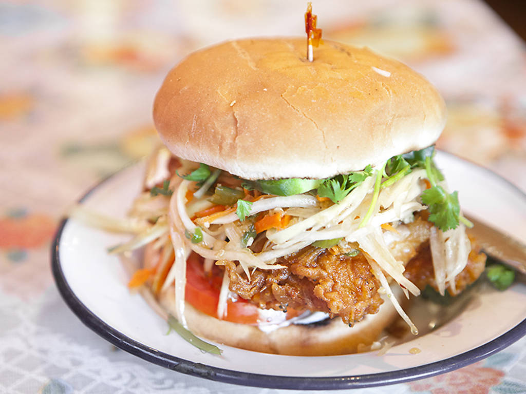 18 Best Fried Chicken Sandwiches to Try in Los Angeles