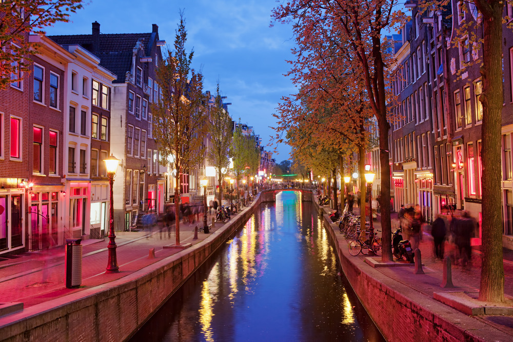 nice places in amsterdam to visit