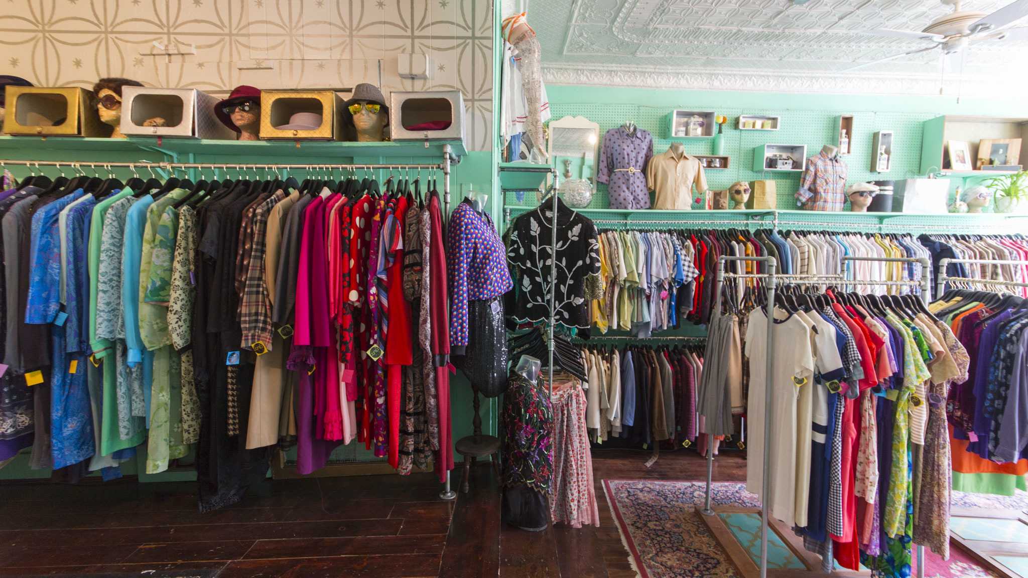 Best vintage  clothing  stores for antiques and 1960s fashion