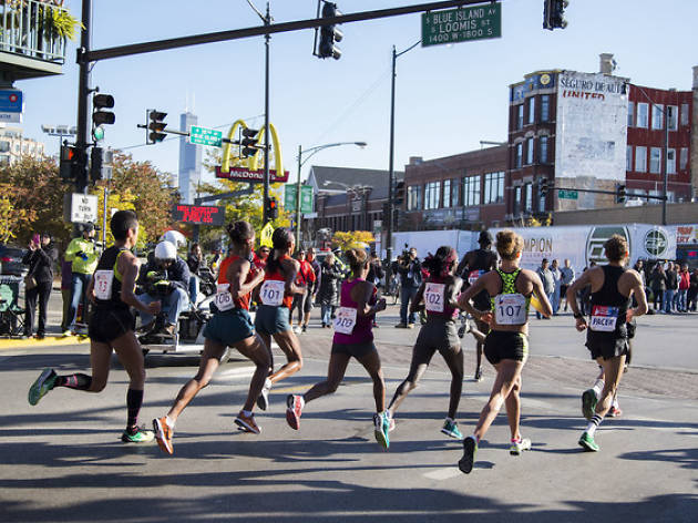 Best Spots To Eat And Drink Along The Chicago Marathon Course