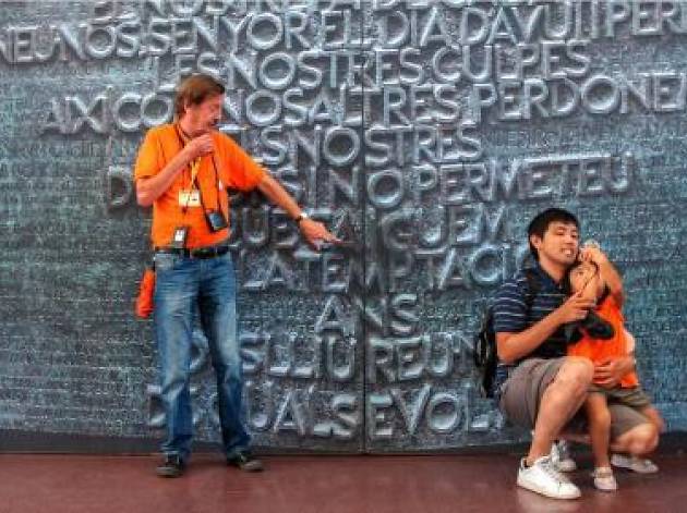 Barcelona Guide Bureau Gaudi Tour Barcelona Guide Bureau Gaudi Tour