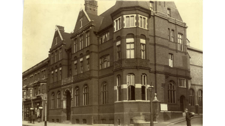 Battersea Library 1900 