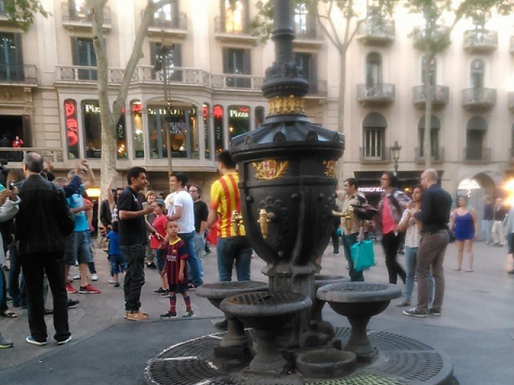 Canaletes fountain
