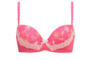 Amo S Style By Triumph Shopping In Shinjuku Tokyo