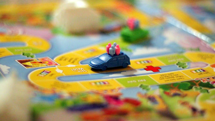 The Game of Life Junior Board Game for Kids Instructions, Rules &  Strategies - Hasbro