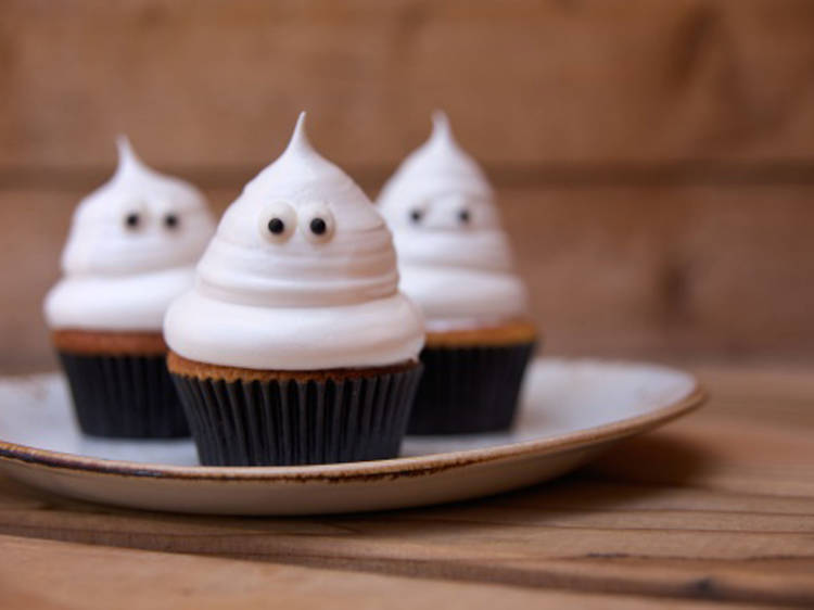 Ghost cupcakes at Playa Provisions