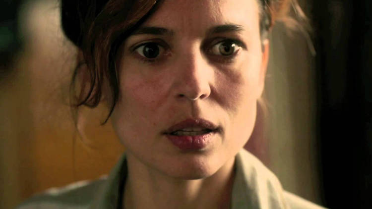Elena Anaya en Todos están muertos Elena Anaya protagoniza Todos están muertos