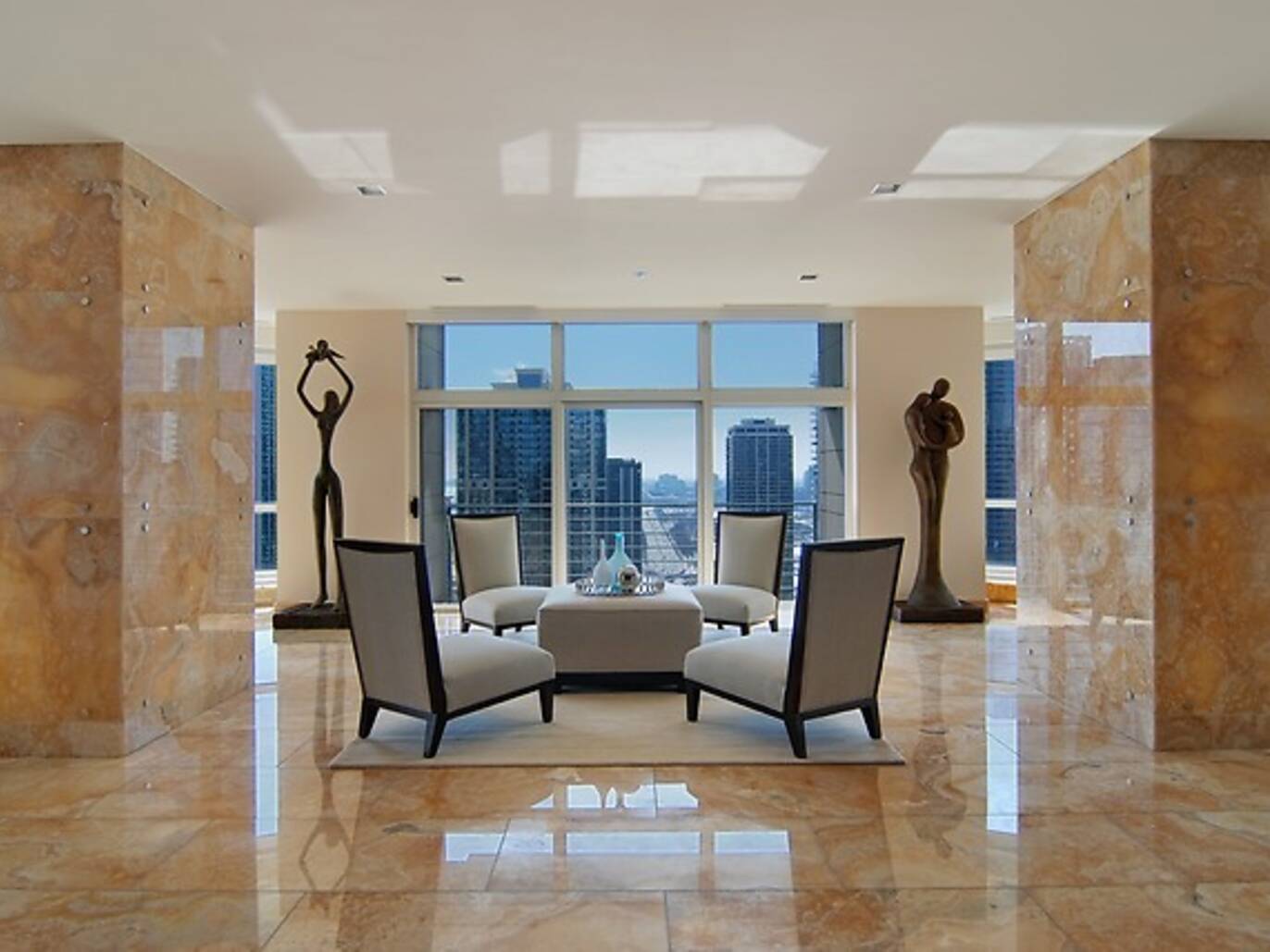 5 most absurdly expensive apartments in Chicago