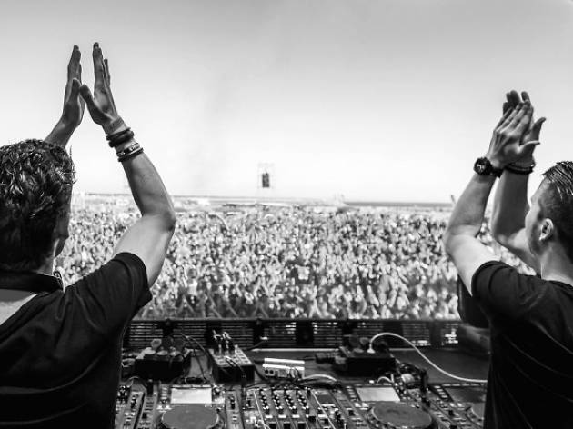 Sick individuals El dueto holandes, Sick individuals llega a México