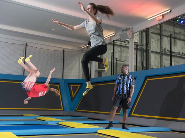 Oxygen Freejumping Oxygen Freejumping