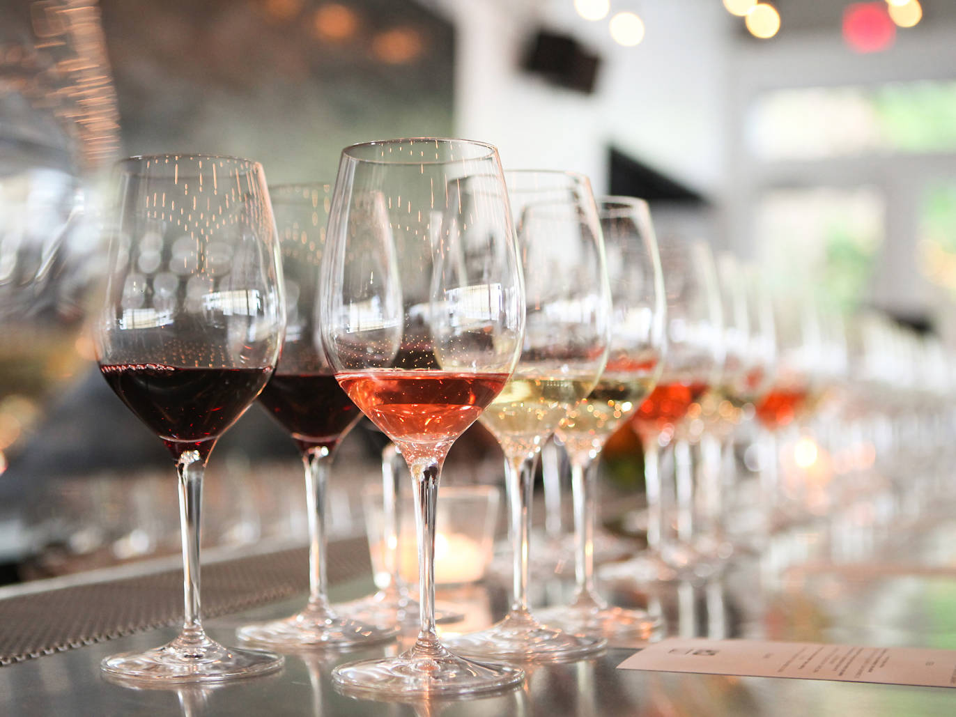 15 Best Wine Bars in Chicago for Pinot Noir and Bubbles