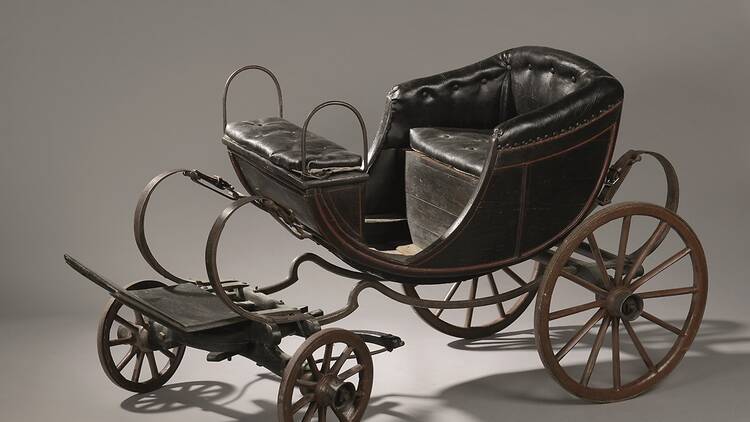 Miniature duc carriage for children