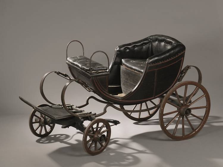 Miniature duc carriage for children