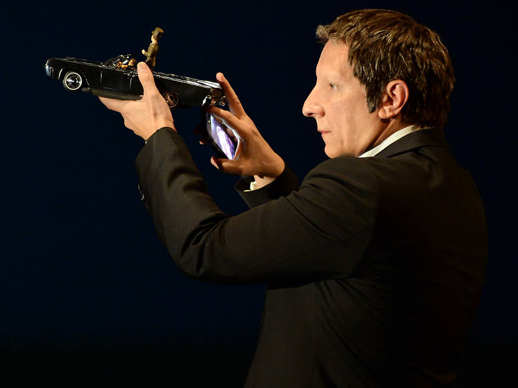 Robert Lepage es el director