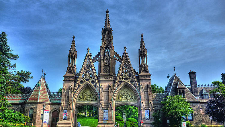 13 Gorgeous Photos Of New York S Cemeteries   Image 