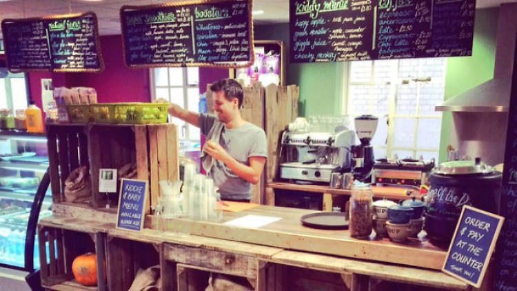 Glo juice bar Fulham 2015