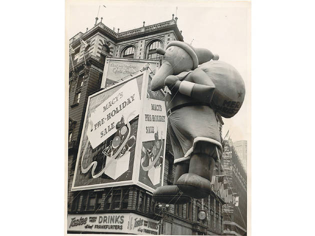 Santa balloon, 1940