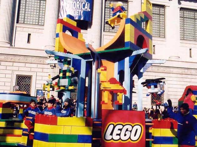 Lego float, 2002