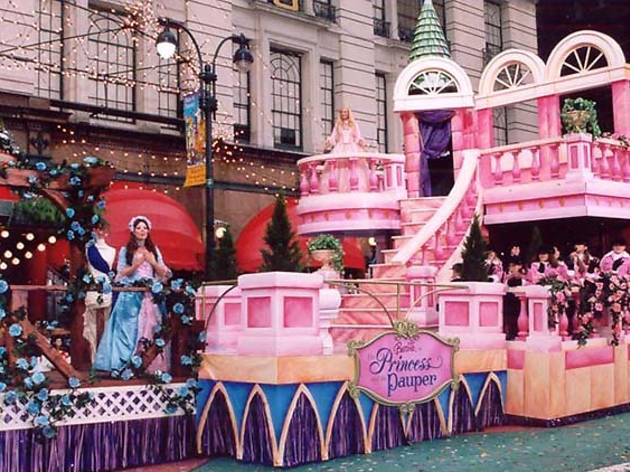 Barbie: The Prince & the Pauper float, 2004