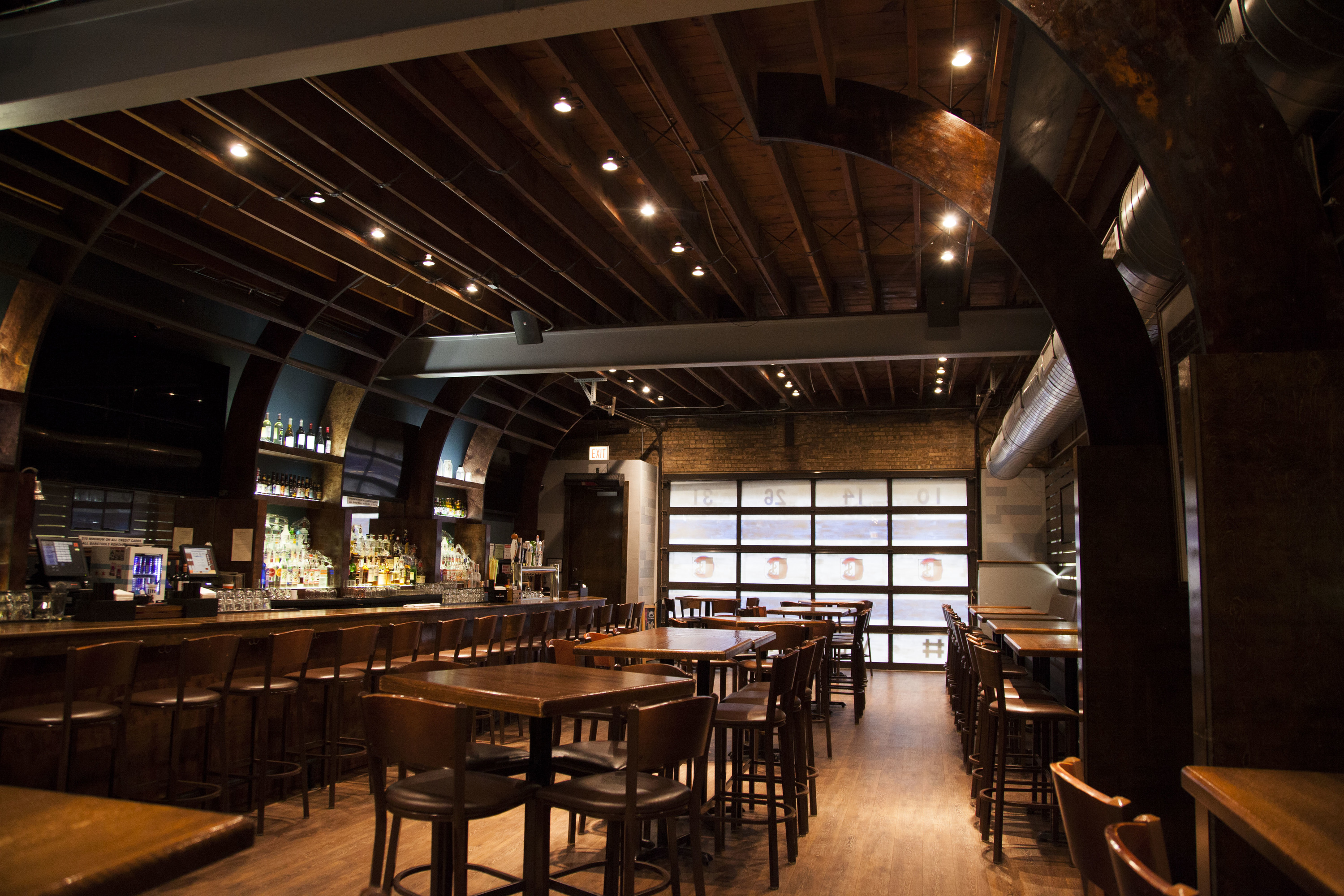 Flagship Tavern & Grill Bars in Lake View, Chicago