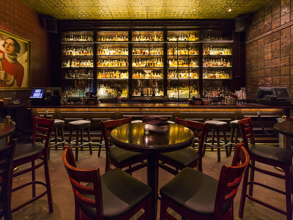 The 15 Best Whiskey Bars in Chicago for Bourbon, Scotch and Rye