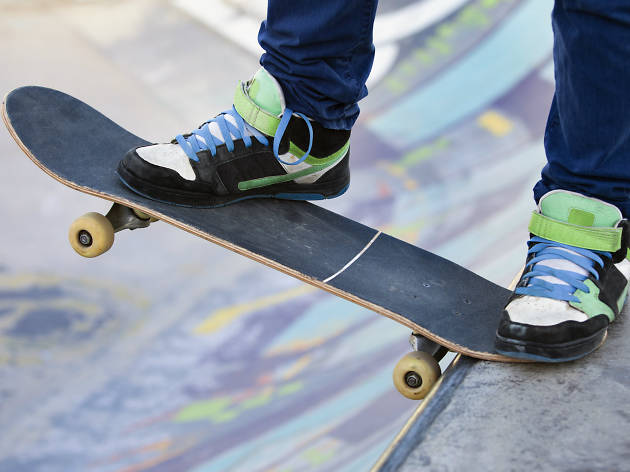 skateboard skateboard