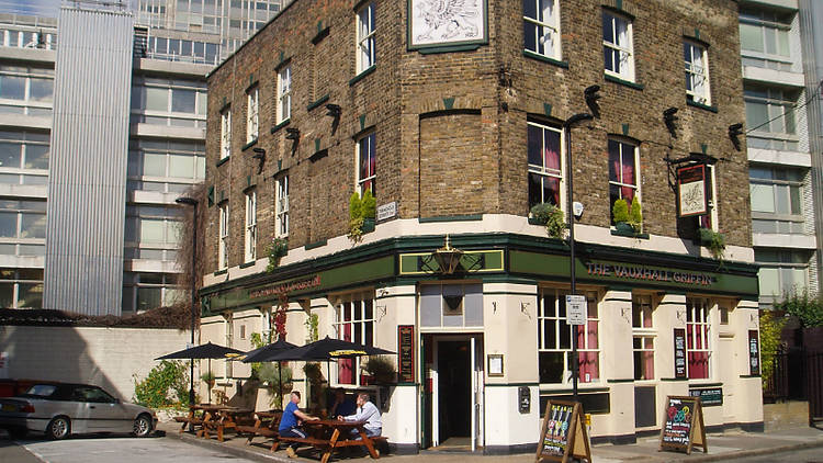 Vauxhall Griffin pub 2015