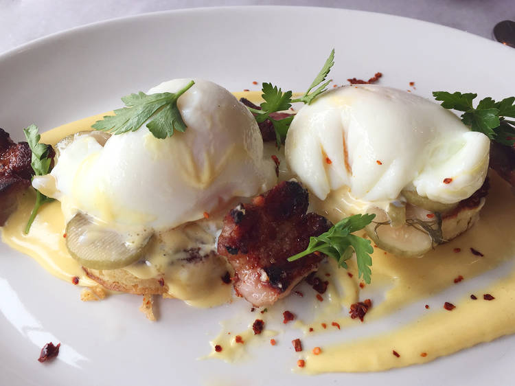 Pork belly Benedict at A10