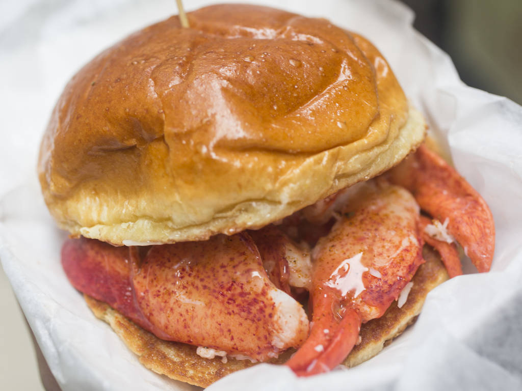 The best lobster rolls in Chicago