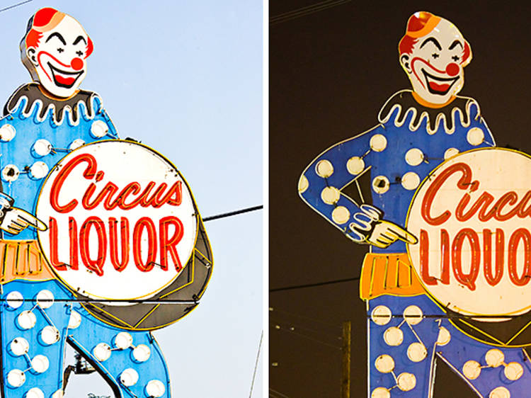 Circus Liquor