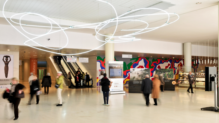 AMBIENT ESPACIAL, Lucio Fontana