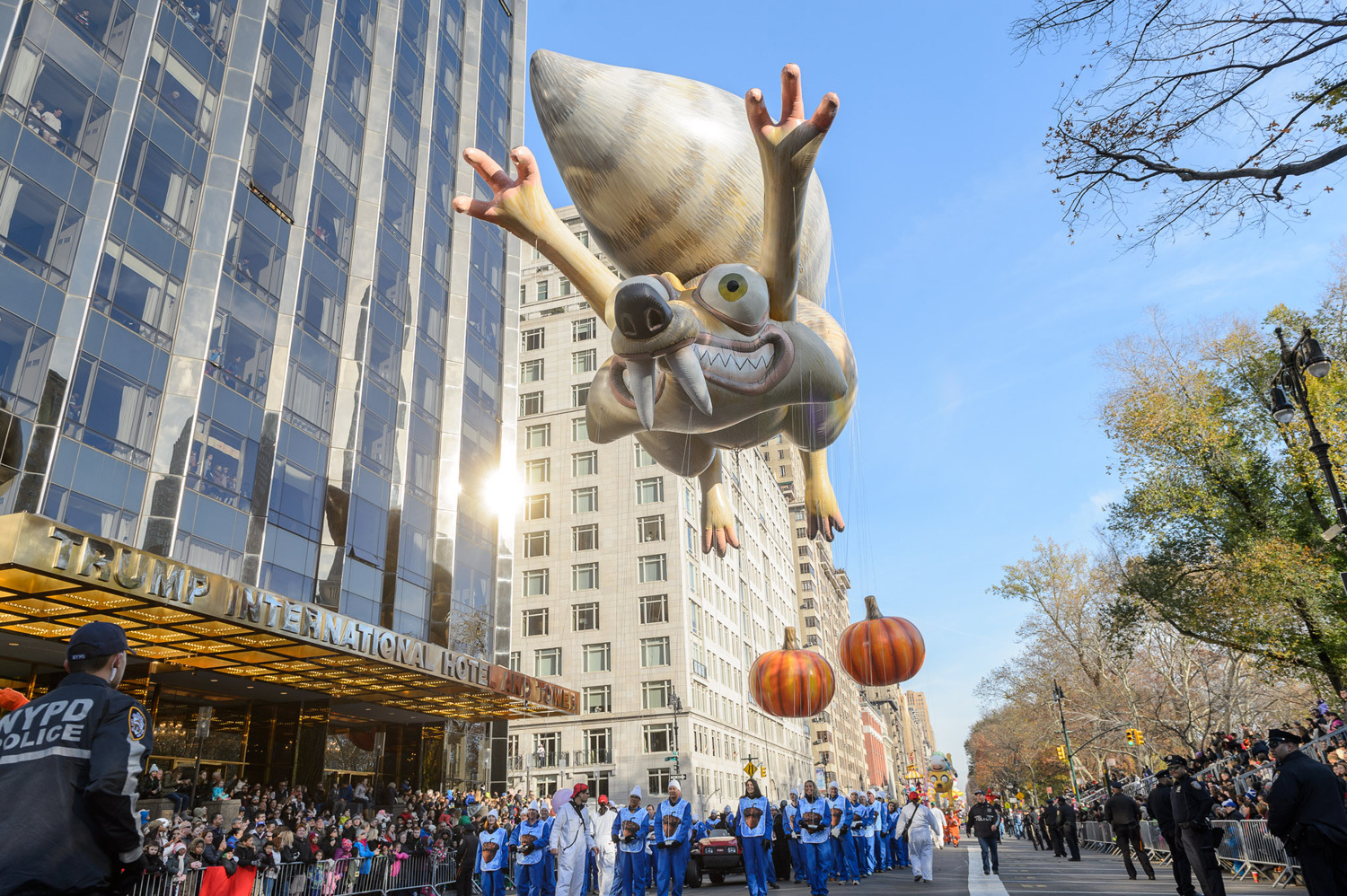 See Photos Of The 2015 Macys Thanksgiving Day Parade