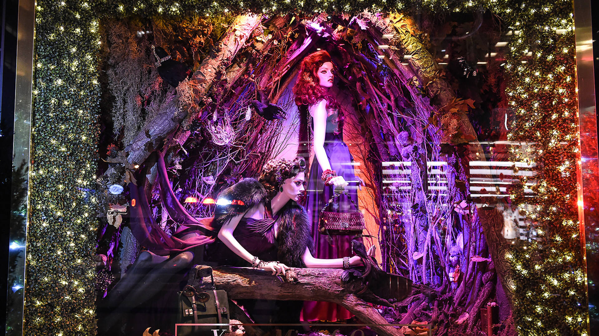 Bloomingdale's holiday windows Things to do in New York Kids