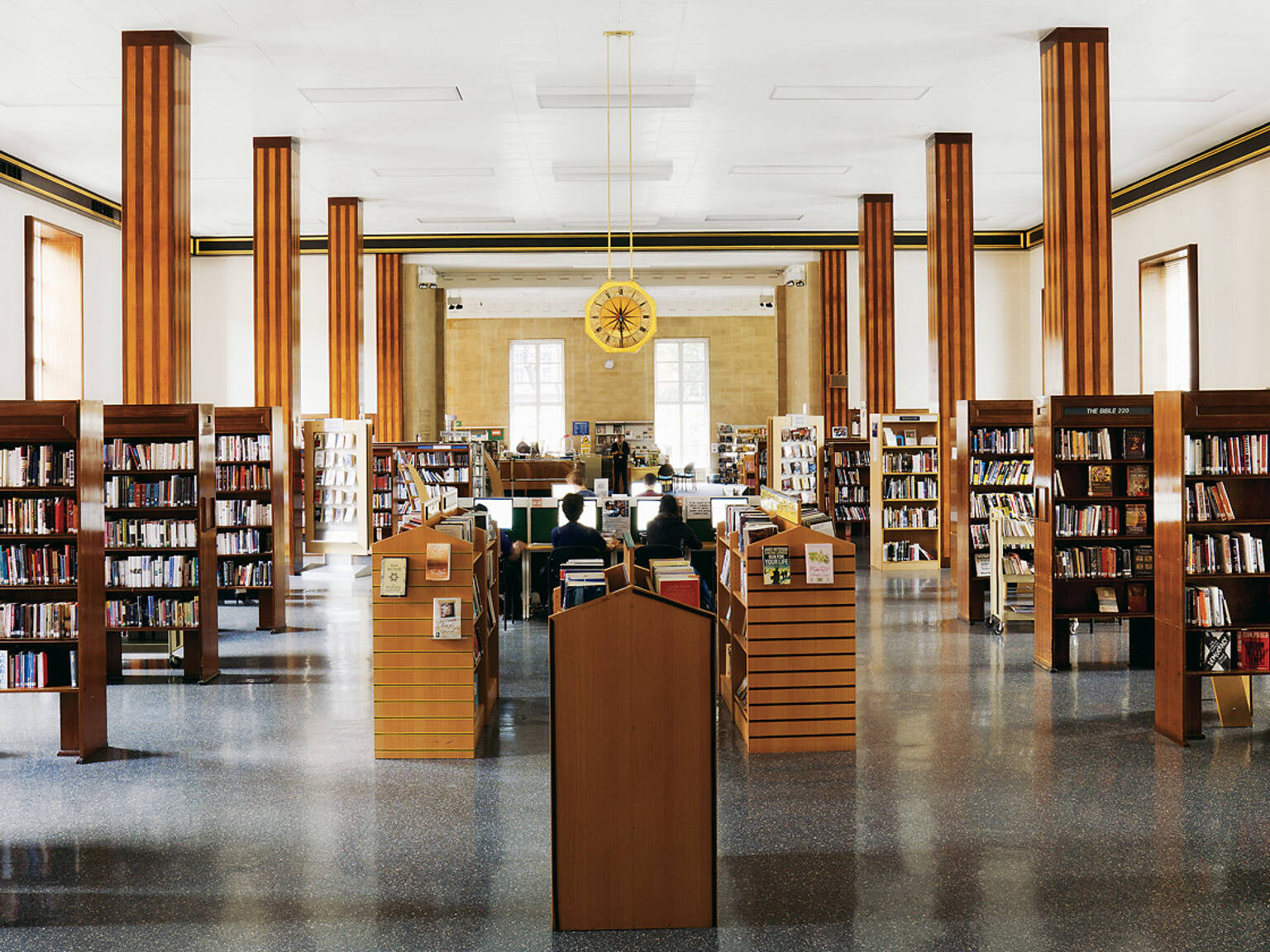 Best London Libraries | 14 Lovely Libraries In London For Borrowing Books