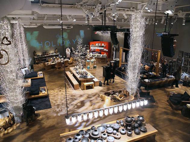 Donna Karan's Urban Zen Holiday Marketplace Donna Karan's Urban Zen Holiday Marketplace