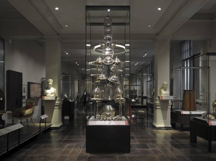 V&A Museum: Europe 1600-1815 Exhibition – Well Eye Never