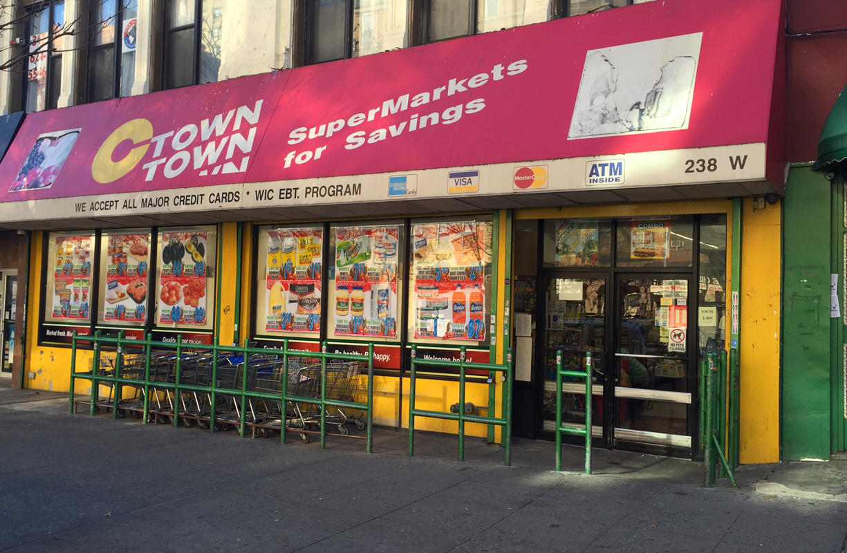 Best grocery stores open on Christmas Day in NYC