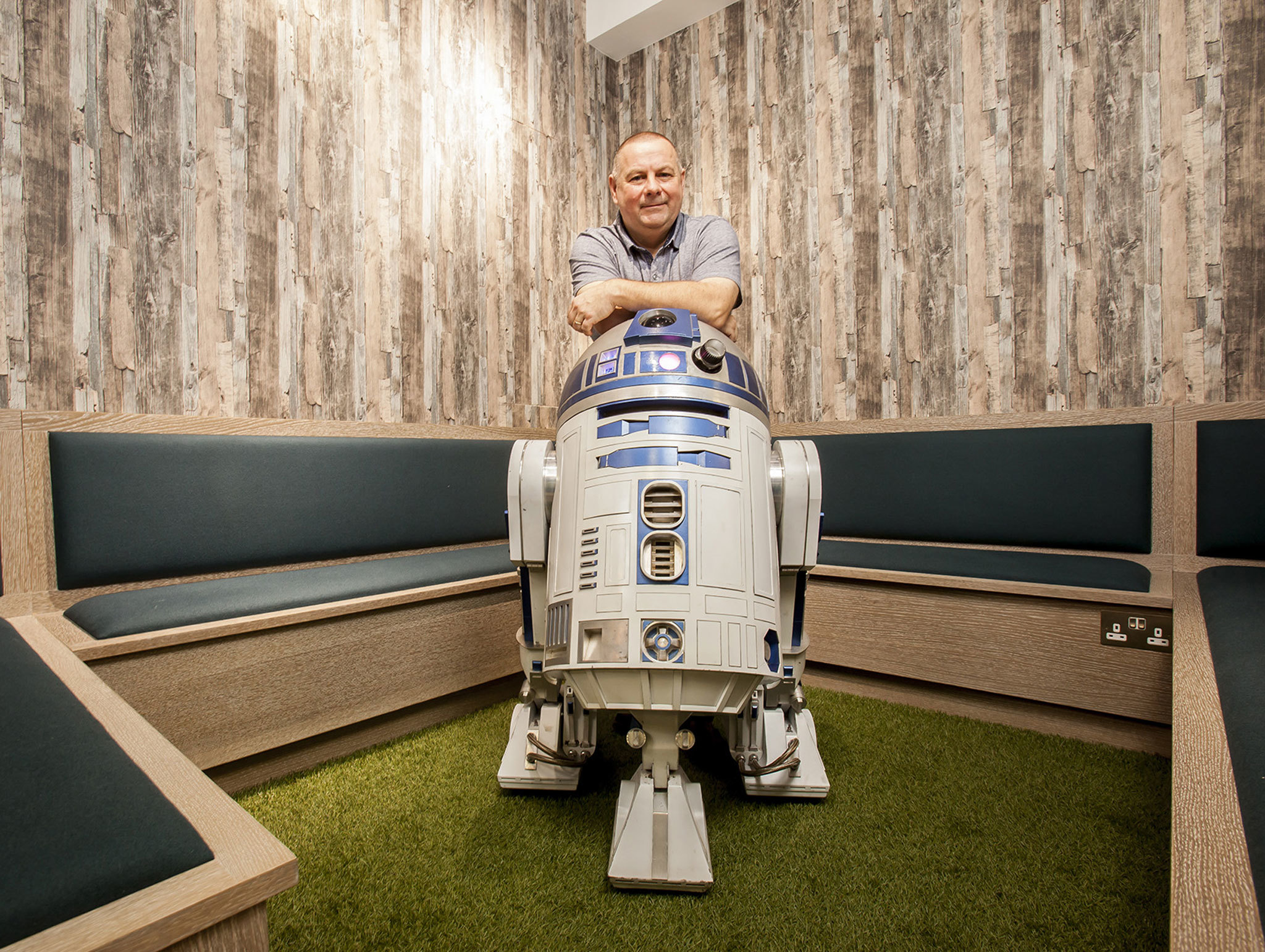 How Force Awakens' R2-D2 was built by two British superfans