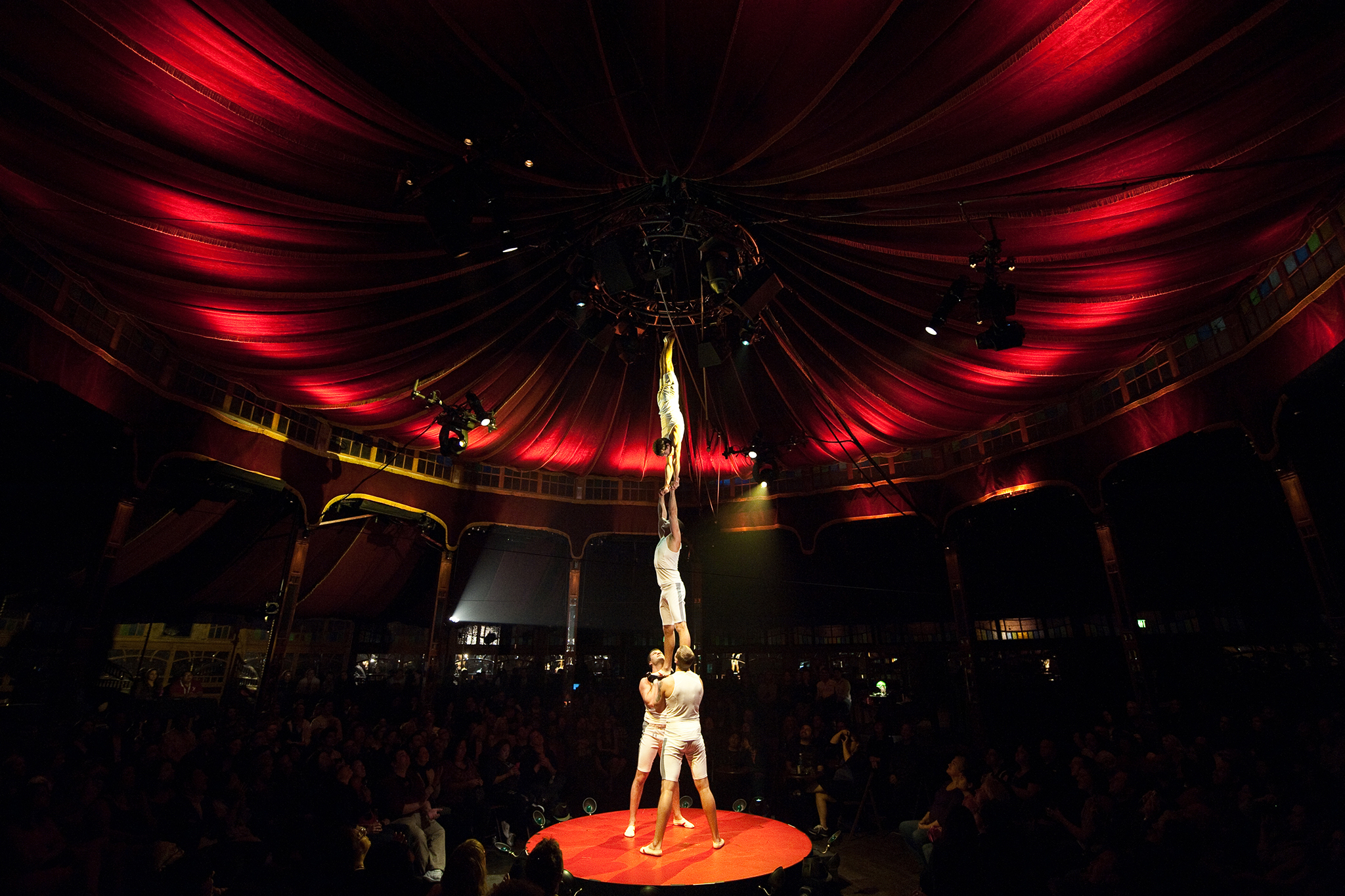 Best Las Vegas shows including Cirque du Soleil