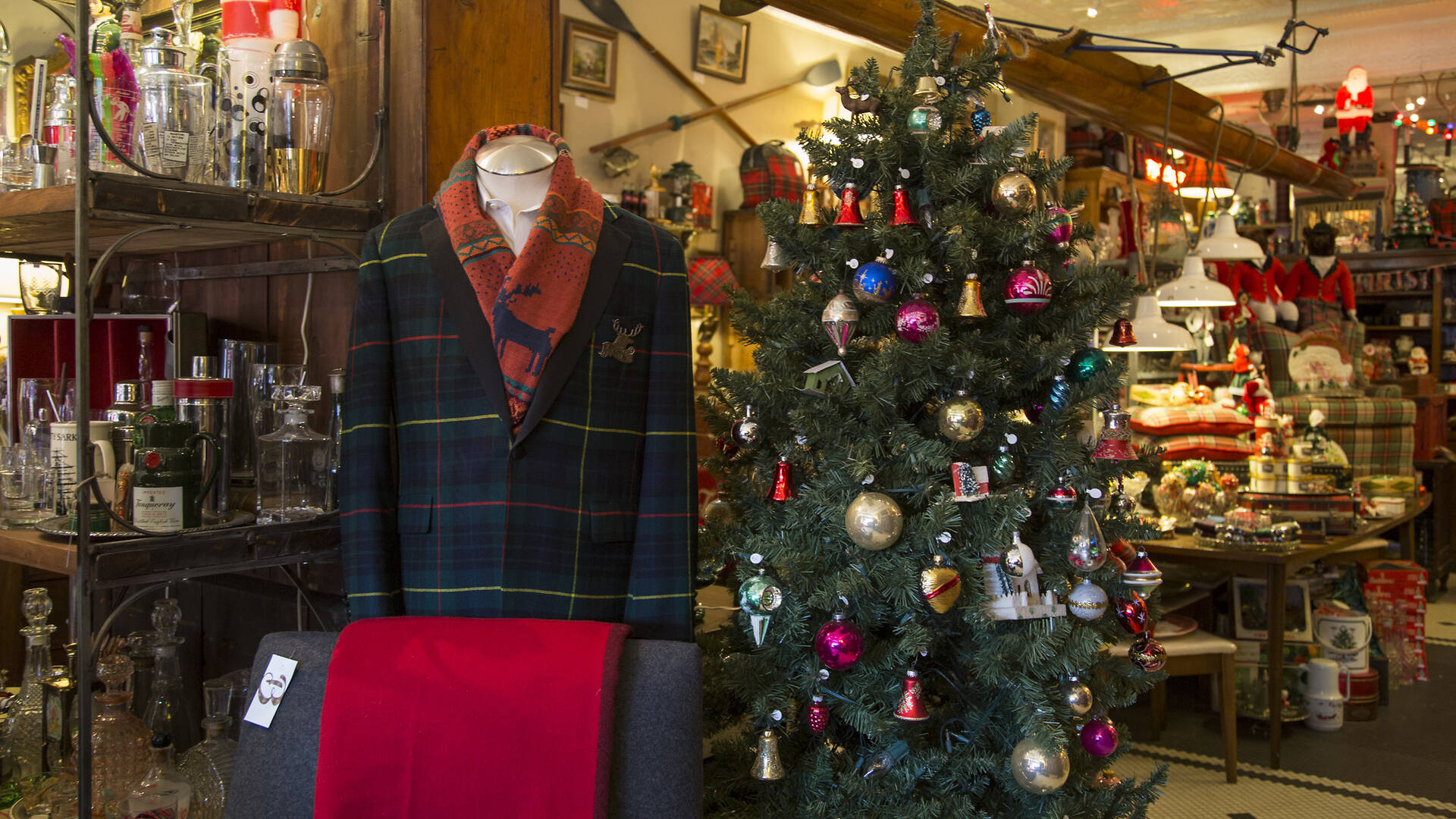 Brimfield Shopping in Andersonville, Chicago