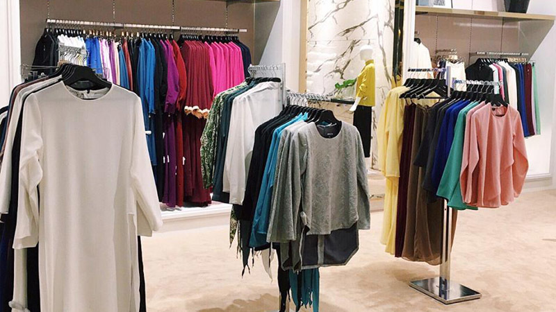 fashion: Fashionvalet Raya