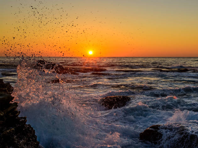 Watch The Sunrise And Sunset In Sydney