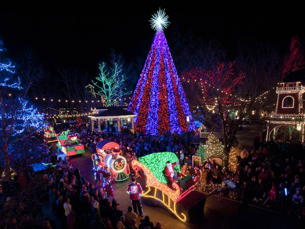 Photos of Christmas lights in America, from NYC to Los Angeles