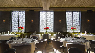 Maple & Ash | Restaurants in Rush & Division, Chicago