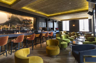 Maple & Ash | Restaurants in Rush & Division, Chicago