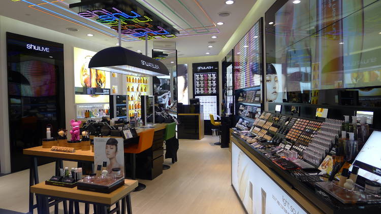 shu uemura signature services